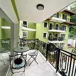 Nature - Minutes Away From The Old Town And Afi Mall Daire *