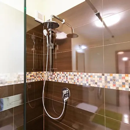 Apartmán Nature - Minutes Away From The Old Town And Afi Mall *
