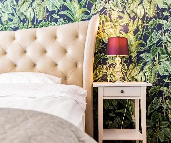 Nature - Minutes Away From The Old Town And Afi Mall Apartment Brasov