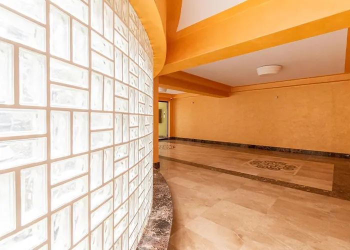 Appartement Nature - Minutes Away From The Old Town And Afi Mall Braşov