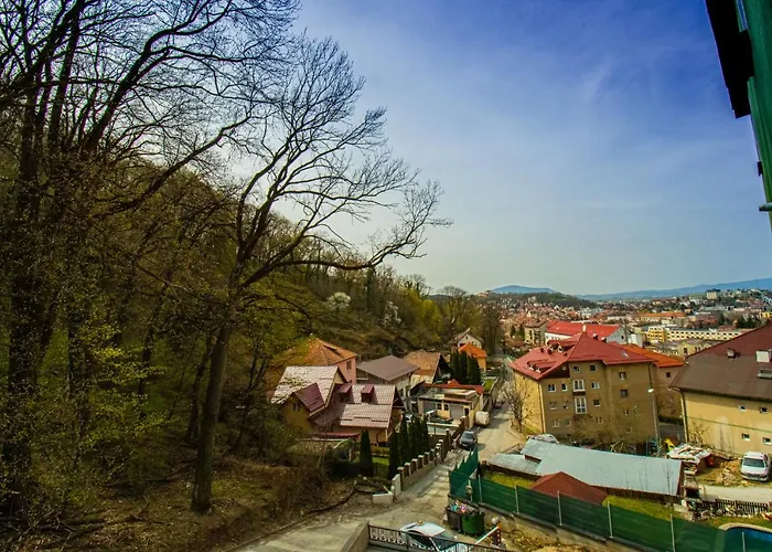 Nature - Minutes Away From The Old Town And Afi Mall *