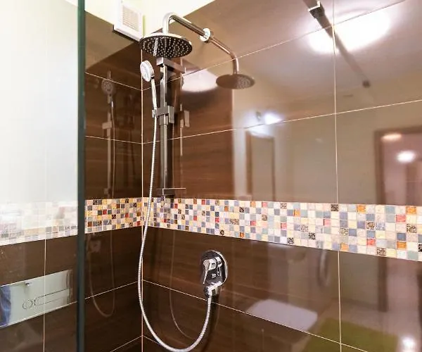 Appartement Nature - Minutes Away From The Old Town And Afi Mall *